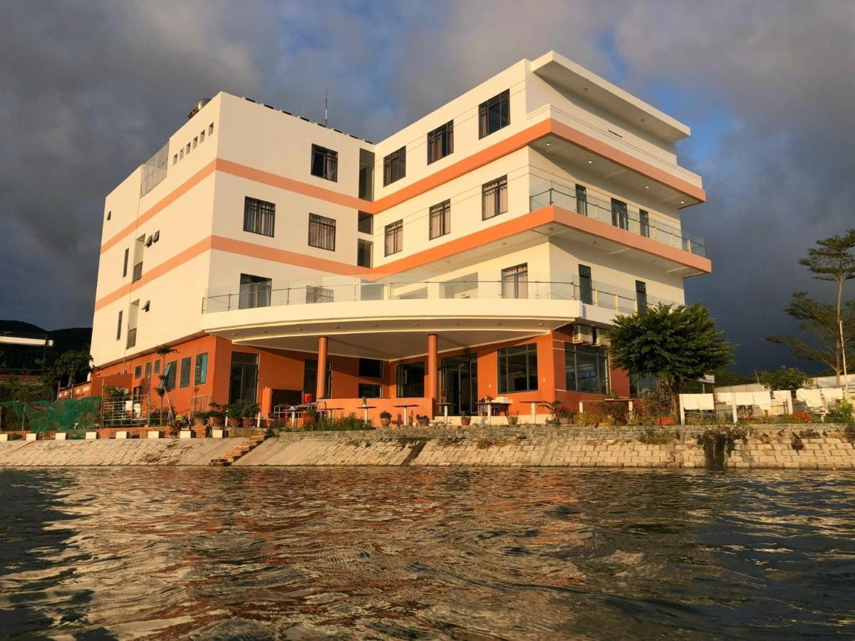 Chau Gia Hotel Вин Хи Екстериор снимка